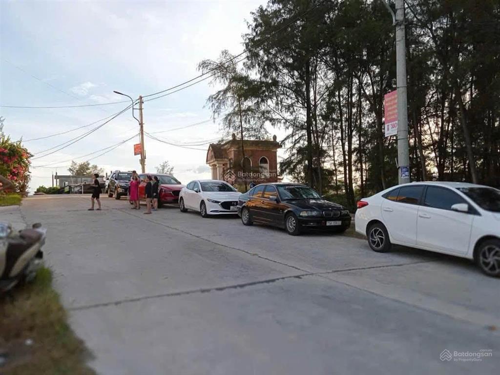 Đất biển phú diên lô góc 3 mặt tiền chỉ 200m