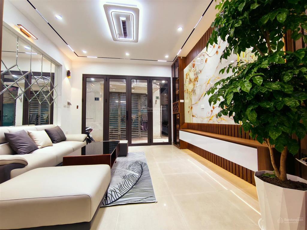 Bán nhà riêng tại phố trần đại nghĩa ngõ thông,xe máy tránh ba gác,hàng xóm thân thiện,vì trí hiếm