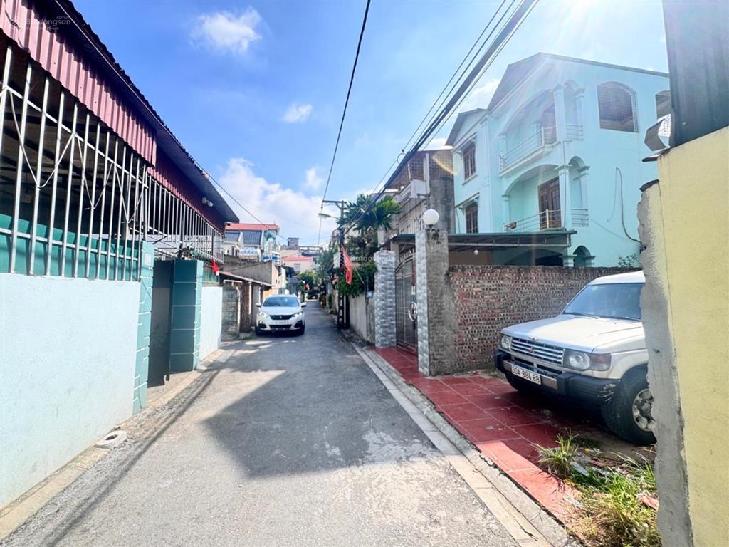 Gấp lắm rồi! bán đất tại dương đức hiền, gia lâm 4,2tỷ, 69m2, kinh doanh oto vào đất, gần hồ, hiếm