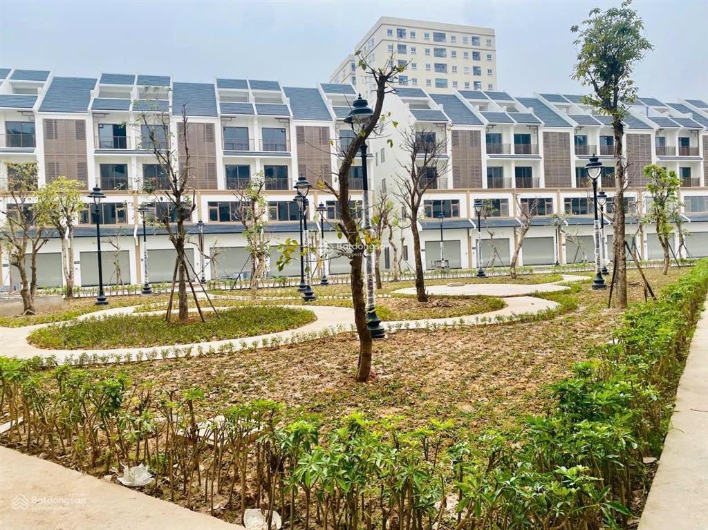 Chính chủ bán liền kề mặt chung cư dự án hinode royal park view công viên tiếp giáp vành đai 3,5