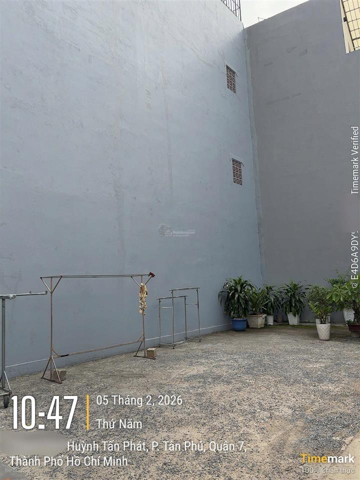 Đất trống tiện xây cao tầng  hẻm xe hơi  5 x 14 vuông đẹp  cạnh phú mỹ hưng  6.2 tỷ