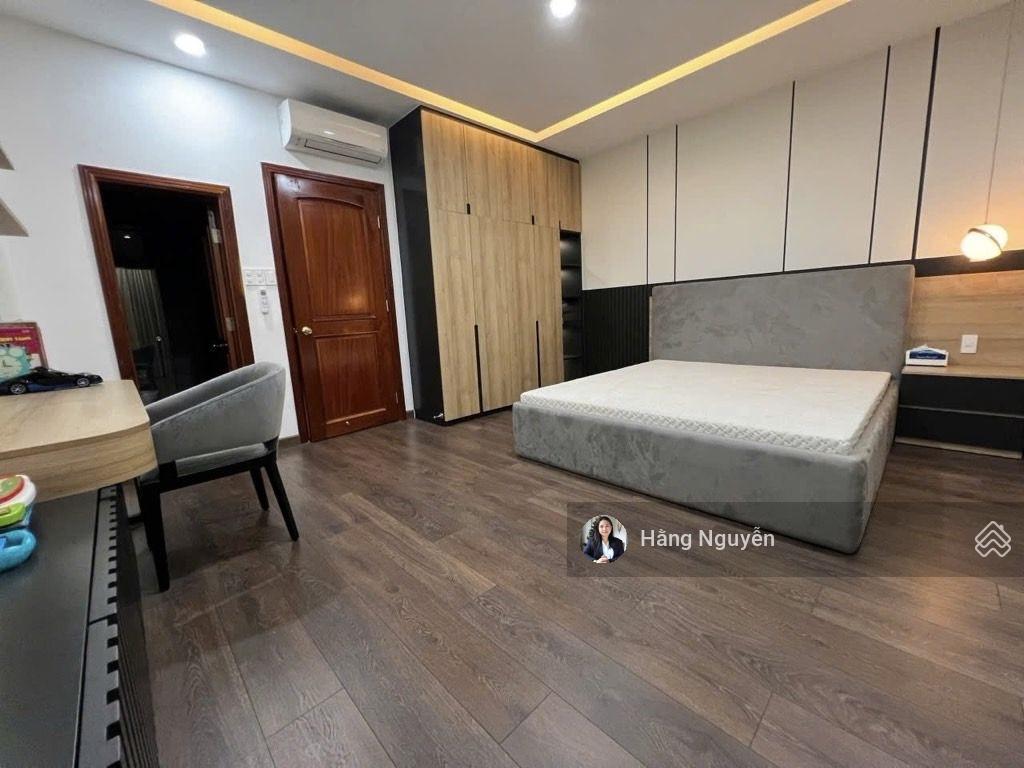 Bán nhà 4 tầng hẻm vip thông lý phục man  6 x 19m  mercedes tránh chỉ 12.x tỷ