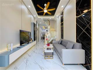 Chỉ hơn 7 tỷ có nhà btct 90m2, 4 pn  kiên cố ở liền  trần xuân soạn gần lotte mart