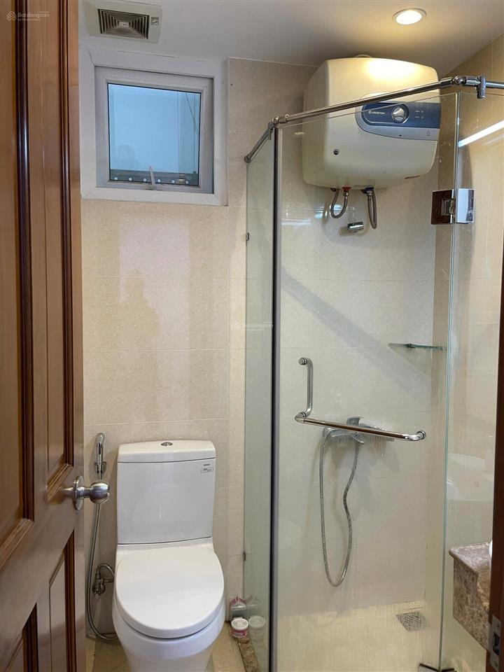 Chuyên cho thuê các căn hộ sky center phổ quang 75m² 2 phòng ngủ/2wc   0906 887 *** quân