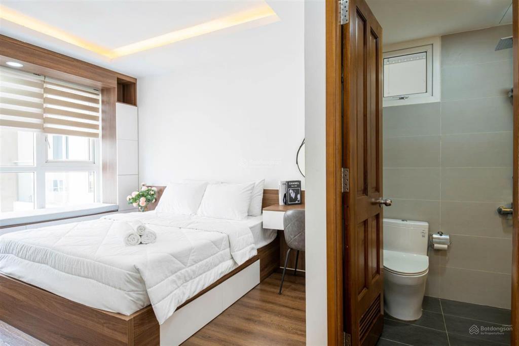 Căn hộ cao cấp sky center phổ quang 75m2/2 phòng ngủ/đầy đủ tiện nghi   0906 887 ***