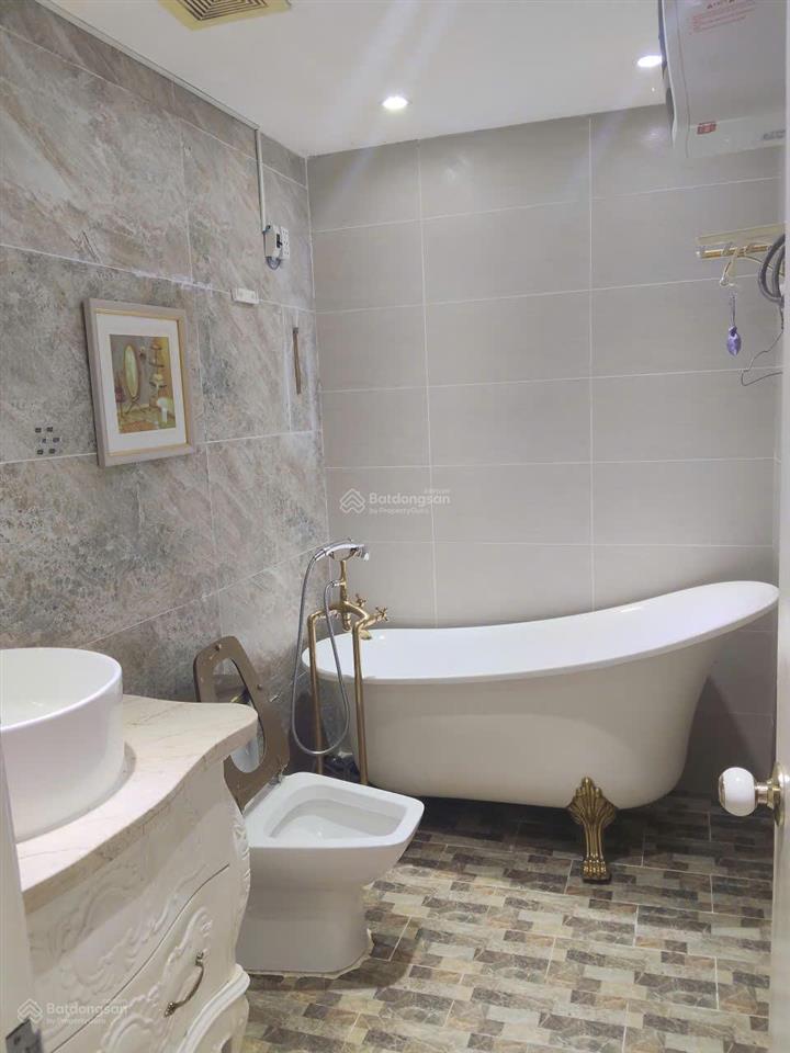 Căn hộ carillon hoàng hoa thám tân bình  85m2, 2 phòng ngủ full nội thất như hình, gần ga t3