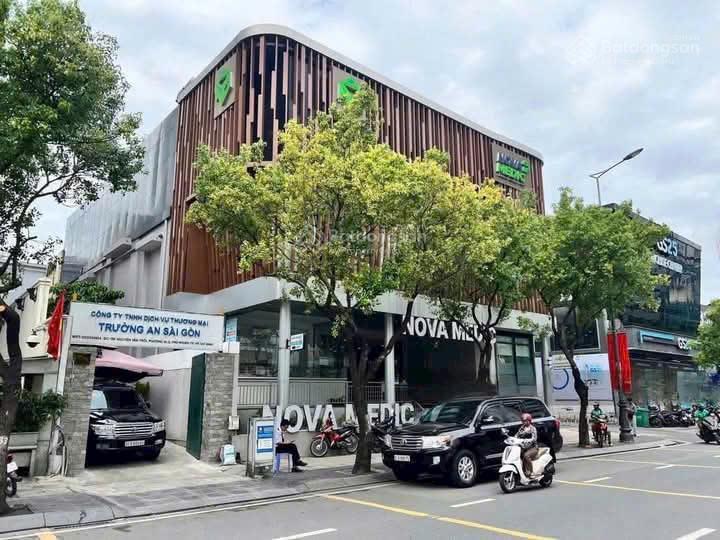 Bán nhà vị trí vàng mặt tiền nguyễn văn trỗi  dt 16x35m  ctxd 2 hầm + 15 lầu  giá bán 150 tỷ