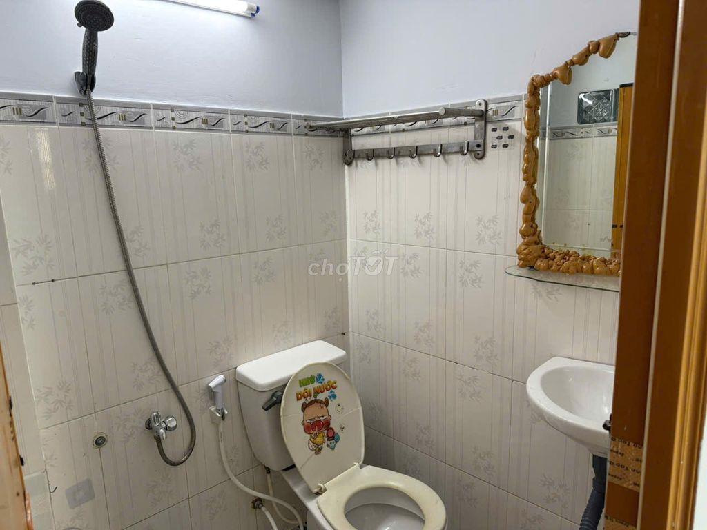 Cho thuê nhà hẻm 3m Phan Anh, 4m x 8m, lửng 1 lầu 2 phòng!
