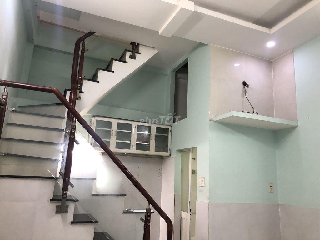 Cho thuê nhà hẻm 3m Hậu Giang, 4mx6m, 1 lầu giá 6.5tr!