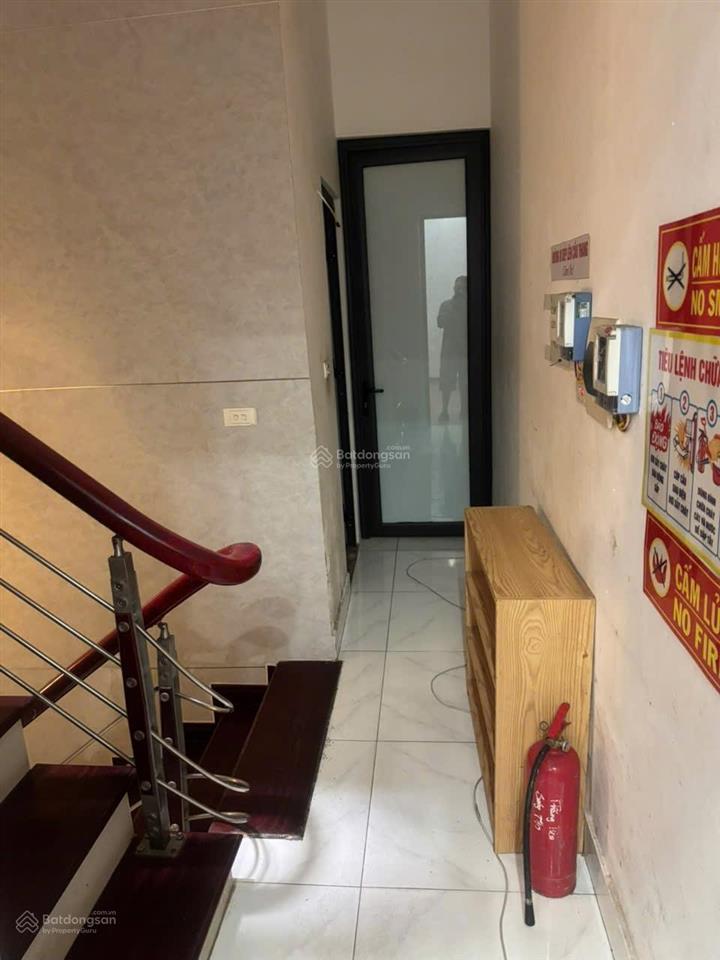 Cấn bán nhá 40m2 nhá xây 5 tầng phố an dương tây hồ