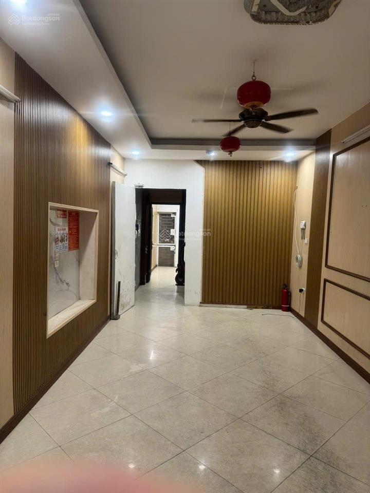 Cấn bán nhá 40m2 nhá xây 5 tầng phố an dương tây hồ