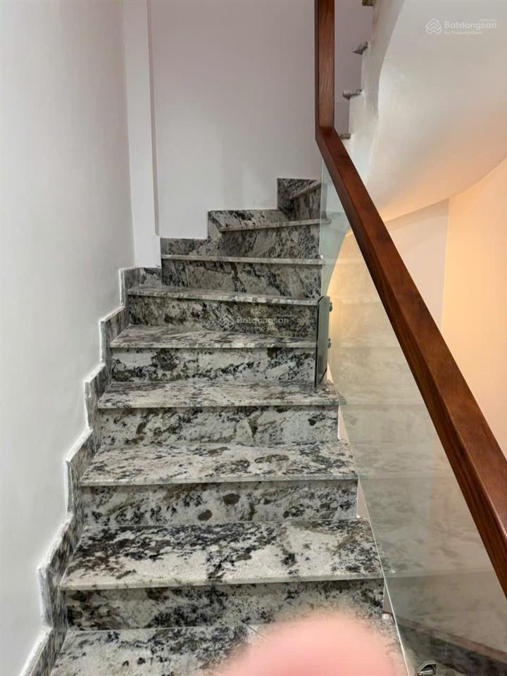 Cho thuê nhà riêng đẹp tại ngõ 89 phan kế bính, 13triệu, 60 m2, 3pn, 3wc