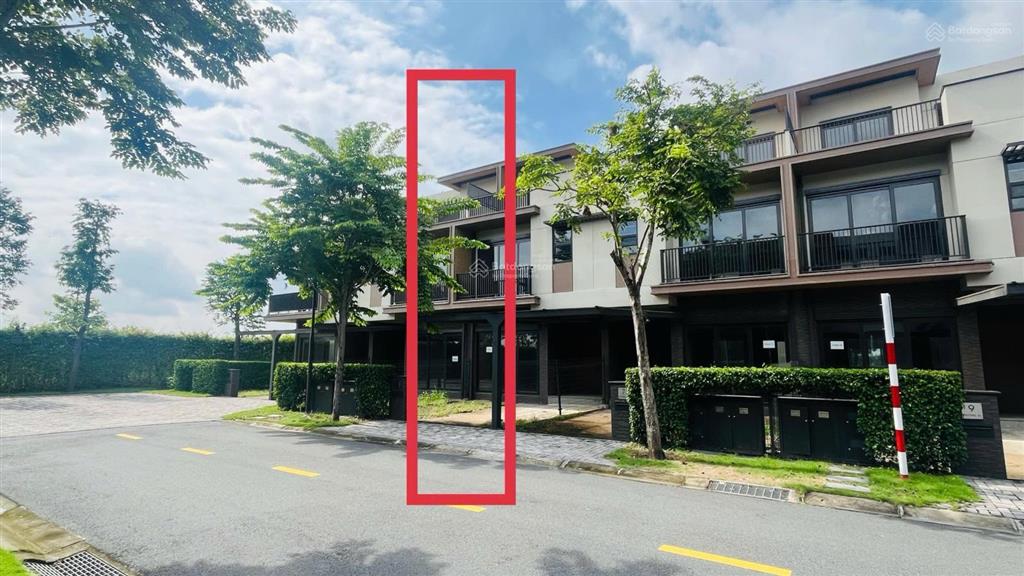 Bán căn nhà phố 6x19.5m, hướng bắc, giá 6,4 tỷ