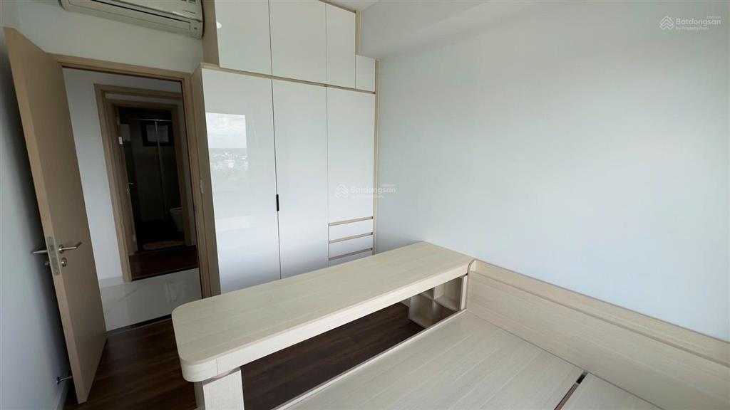 Hướng mát  view thoáng  full nội thất  hỗ trợ vay 80%  savills vận hành
