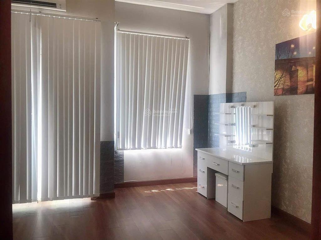 Bán nhà sát gò vấp. 32m2. 1 lầu. 2.75tỷ. ngay chân cầu ngã tư ga