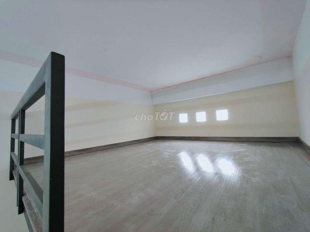 Phòng Trọ APD giá 2.3tr có Gác, gần DH Nguyễn Tất Thành
