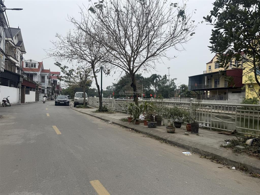 Chính chủ bán đất rả nhất khu vực 60m gần hồ gần nhà văn hoá xóm thượng  cổ loa  đông anh