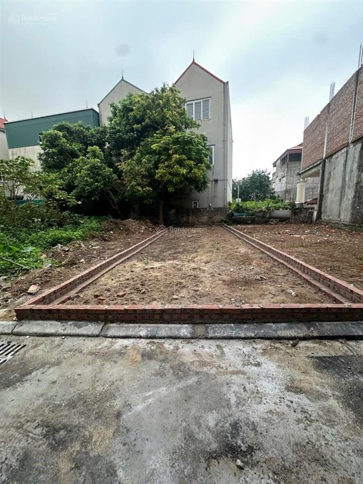 Chính chủ bán đất rả nhất khu vực 60m gần hồ gần nhà văn hoá xóm thượng  cổ loa  đông anh
