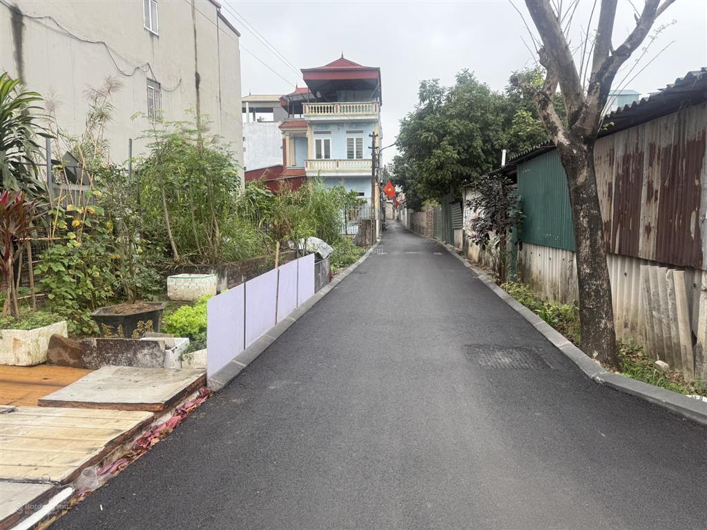 Bán đất 46m tại trung tâm uy nỗ  đông anh  tp hà nôij ( gần vến xe khách đông anh )