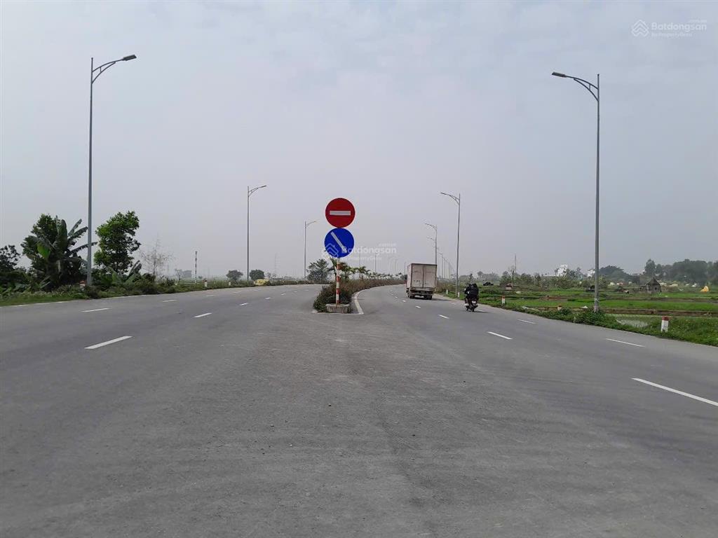 Hoa hậu tam hưng  thanh oai 144m2 mặt tiền 6,9m, view sân bóng, ô tô chạy thông giá đầu tư