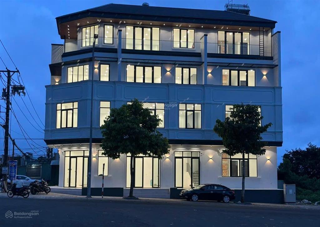 Cho thuê căn góc  khu dự án bossco lý nam đế  pleiku  gia lai