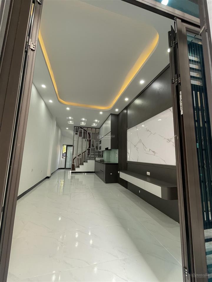Chính chủ bán nhà ngõ 21 thượng phúc tả thanh oai mới xây dựng. diện tích 35m xây 5 tầng độc lập,