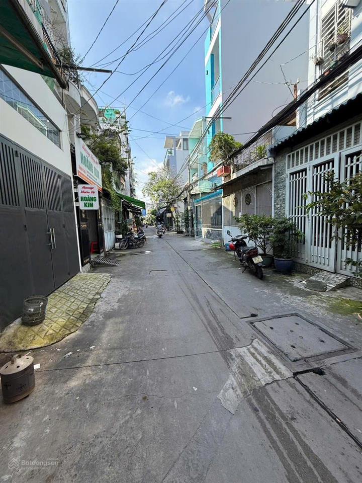 Bán hoặc cho thuê nhà mtnb 10m ống ích khiêm quận 11