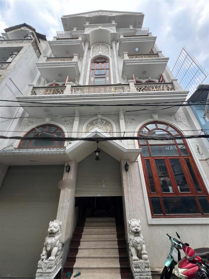 Hạ giá bán gấp biệt thự cao cấp siêu hiếm tuyệt phẩm giữa lòng quận 11