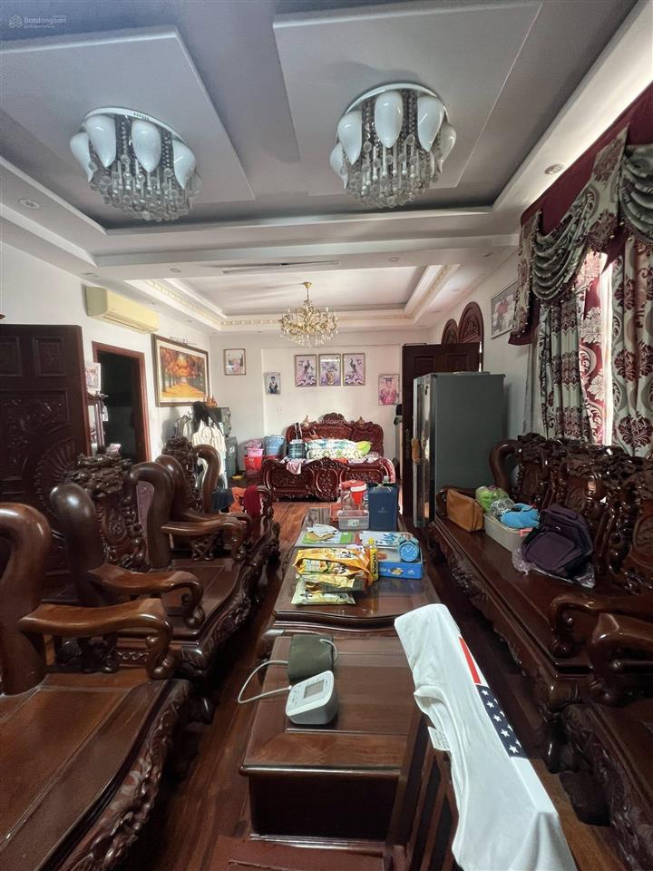 Hạ giá bán gấp biệt thự cao cấp siêu hiếm tuyệt phẩm giữa lòng quận 11