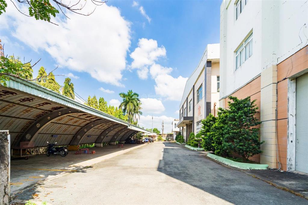 Chính chủ gửi bán gấp nhà xưởng mt trong khu công nghiệp vĩnh lộc, quận bình tân