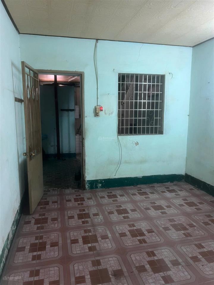 Hạ giá bán gấp nhà hẻm 4m trần nhân tôn, p.9, quận 5