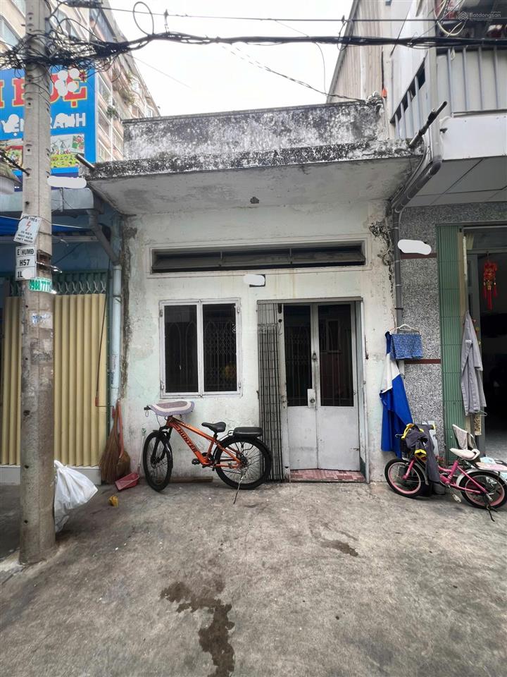 Hạ giá bán gấp nhà hẻm 4m trần nhân tôn, p.9, quận 5