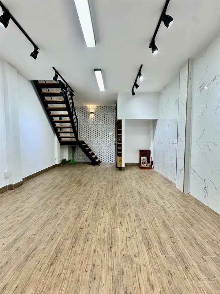 Giảm giá mạnh bán gấp nhà mt thụt âu cơ p.14 , quận 11