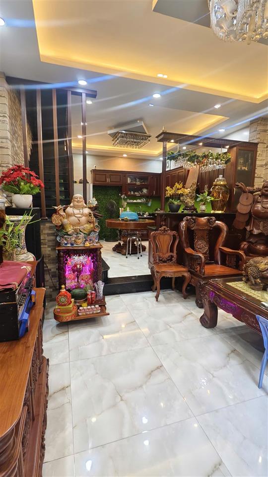 Bán gấp nhà mới đẹp hẻm 888// lạc long quân p.8 tân bình.