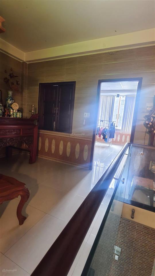 Bán gấp nhà mới đẹp hẻm 888// lạc long quân p.8 tân bình.