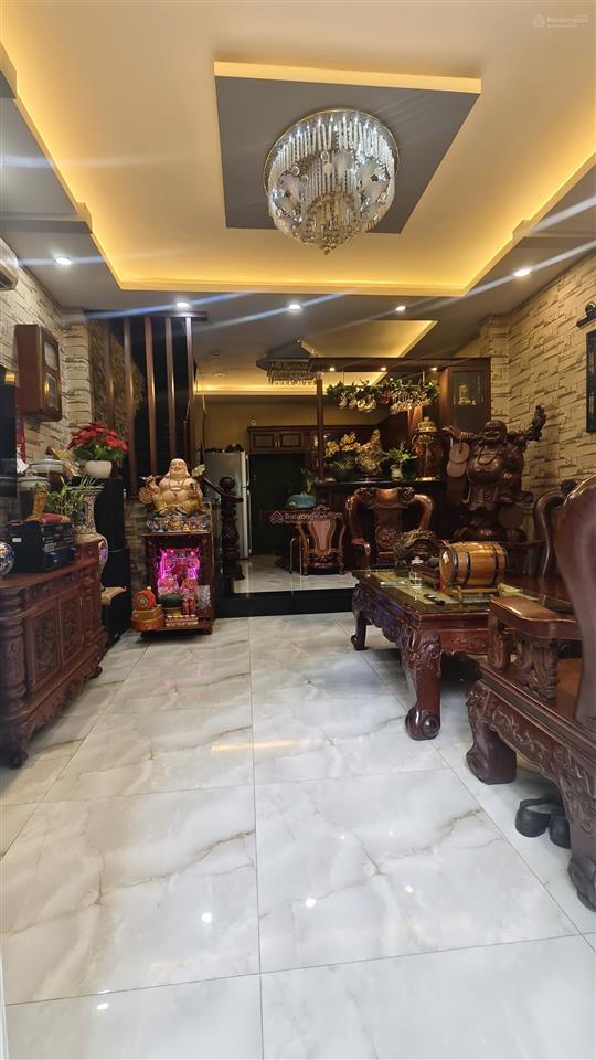 Bán gấp nhà mới đẹp hẻm 888// lạc long quân p.8 tân bình.