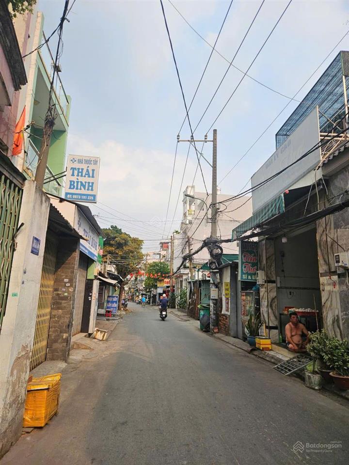 Bán gấp nhà hxh đất mới bình trị đông a bình tân