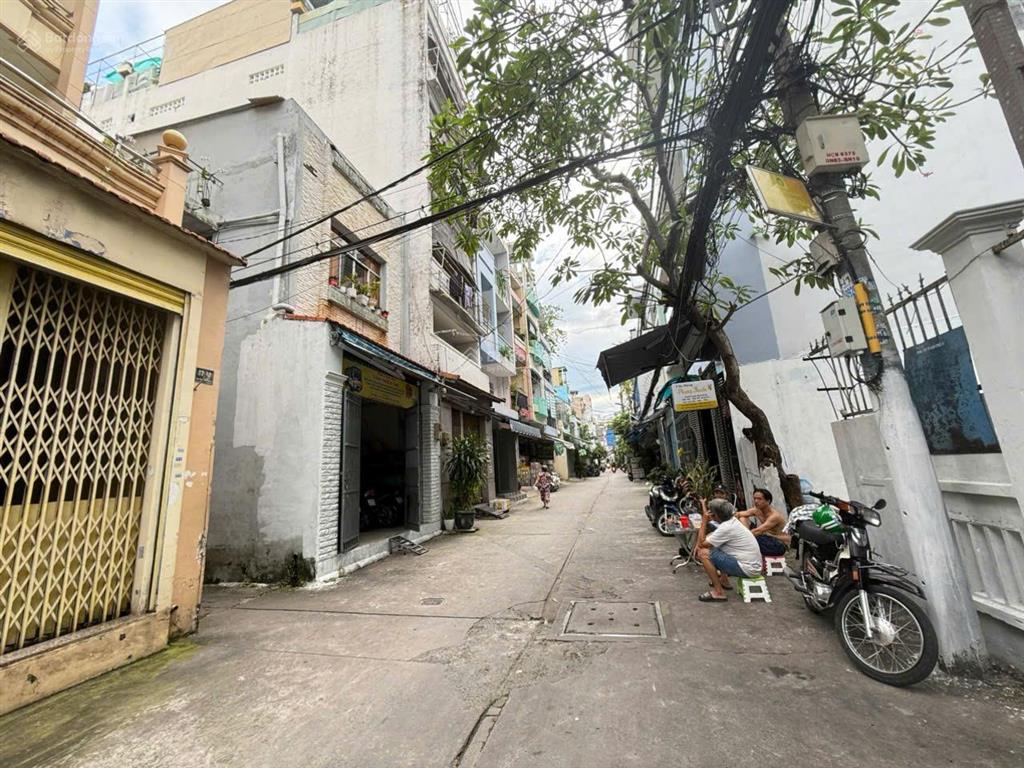 Bán gấp 2 căn nhà hẻm xe tải ông ích khiêm, quận 11