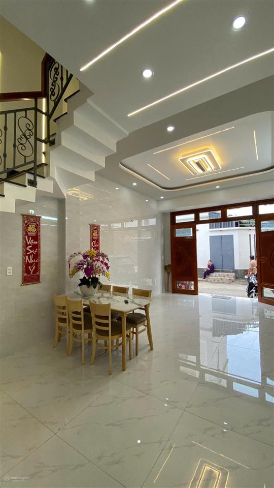 Bán nhà mới 100% hxh tỉnh lộ 10, tân tạo nở hậu tài lộc