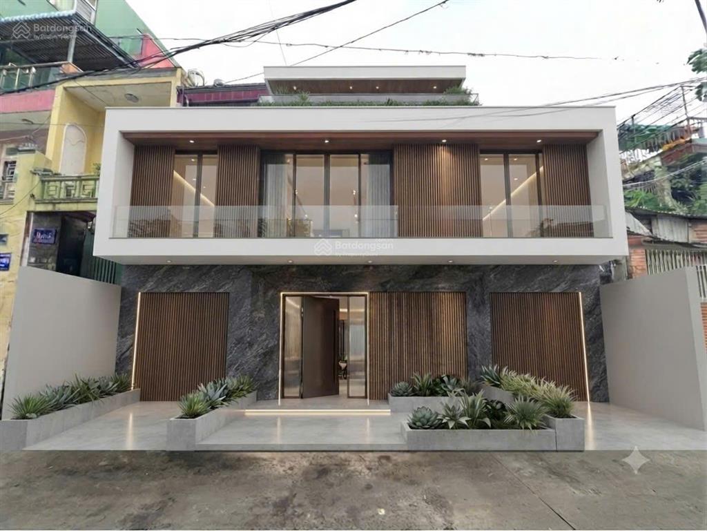 Gấp giảm giá bán gấp nhà hxh ông ích khiêm, p. 5 quận 11 khuôn đất đẹp 205m2, giá chỉ 19.9 tỷ