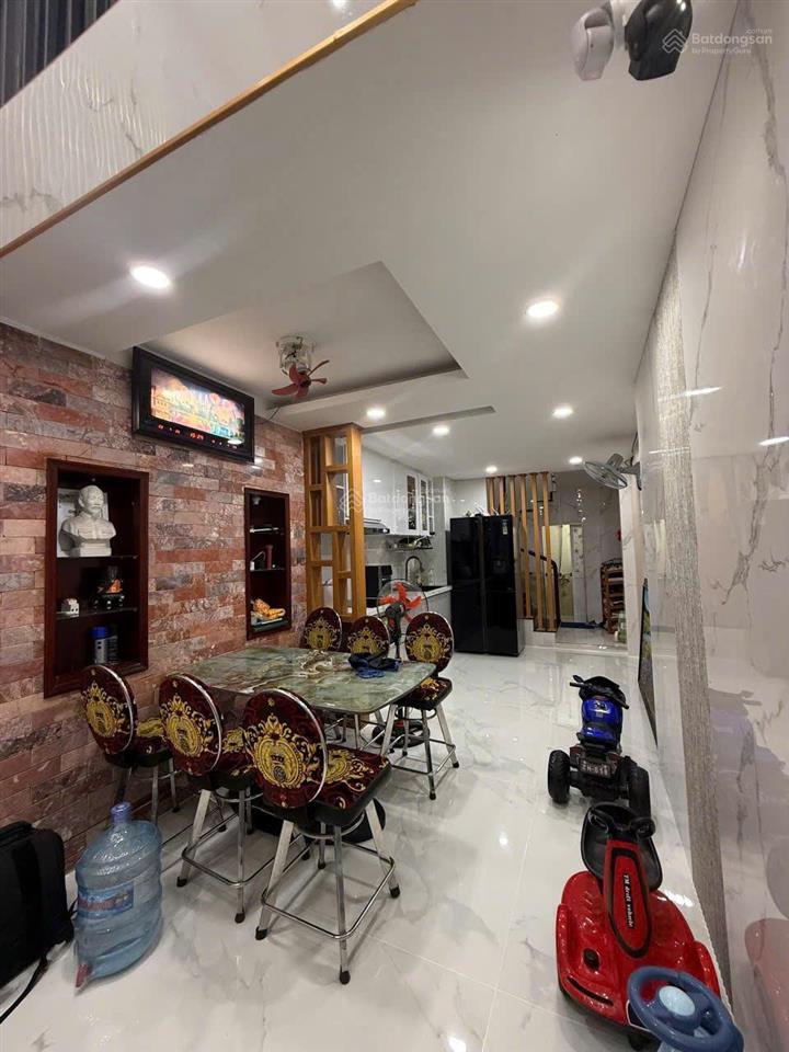 Bán gấp nhà mới đẹp nội thất cao cấp, trung tâm quận 10, chỉ 7,6 tỷ