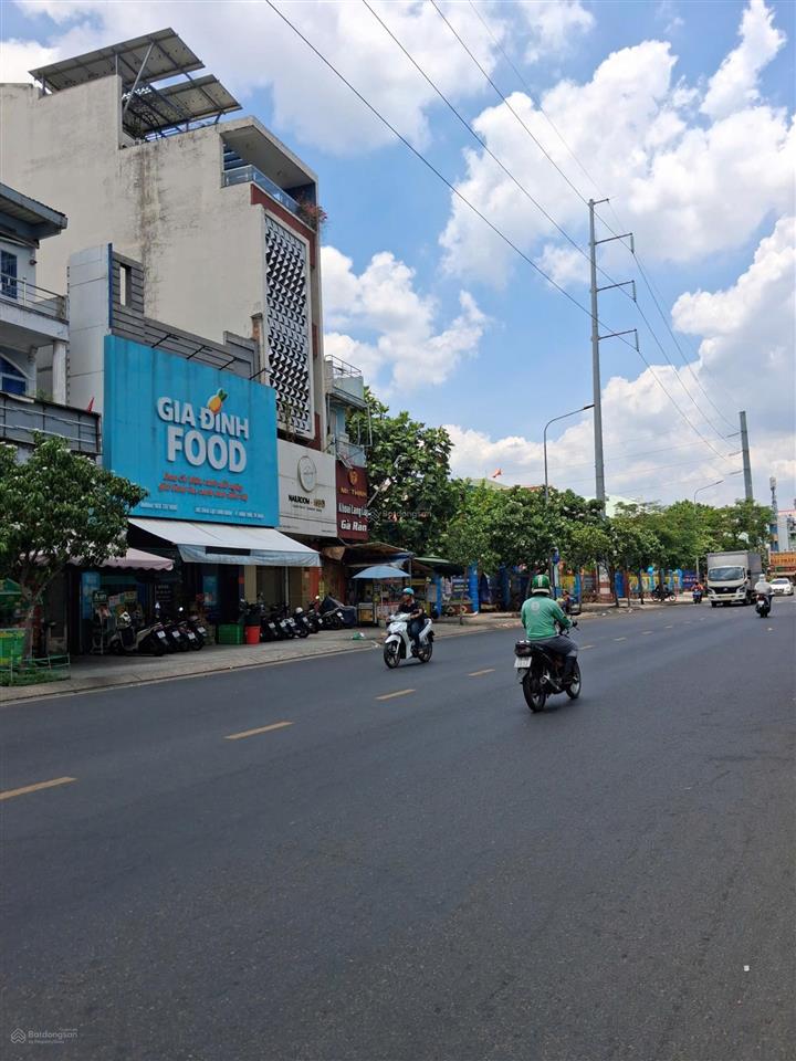 Cho thuê nhà mặt tiền lạc long quân p. bình thới quận 11 cũ