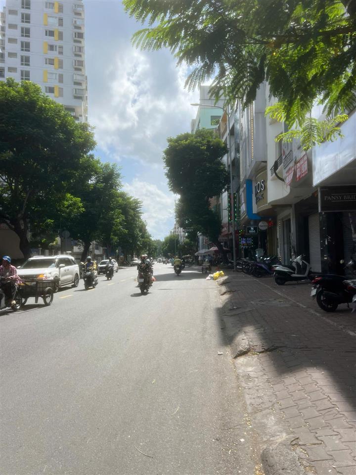 Cho thuê nhà nguyên căn mt 438 cao thắng, quận 10