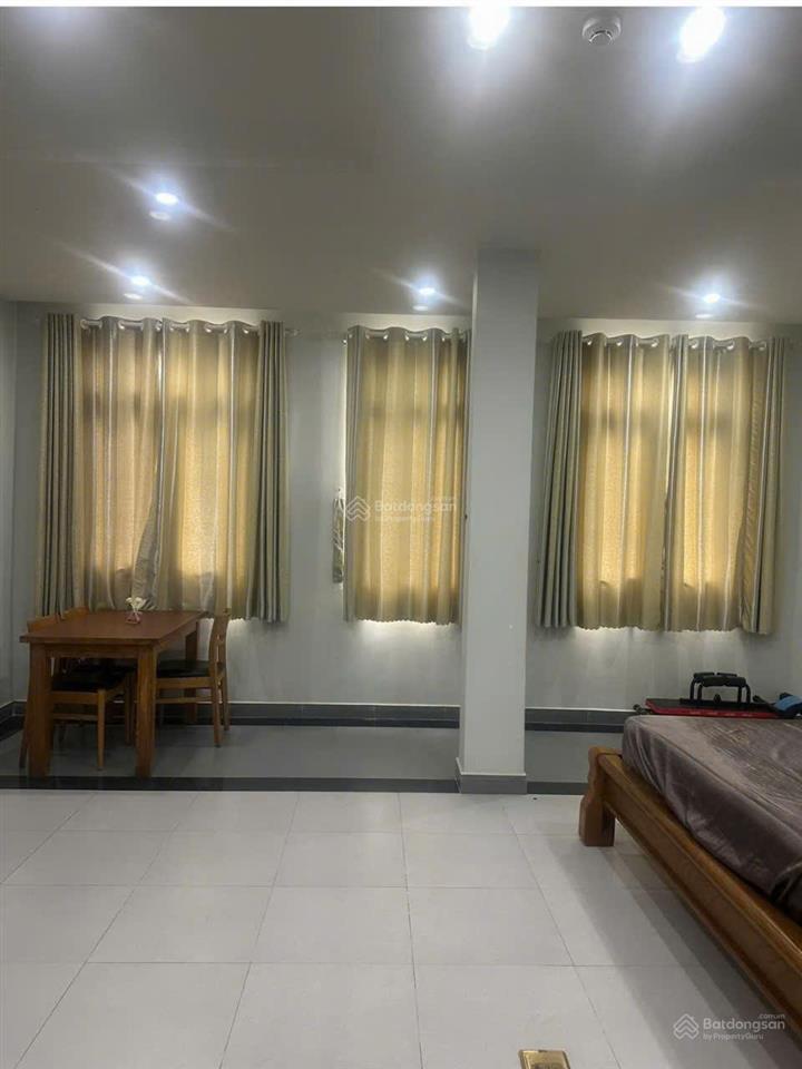 Bán tòa chdv cao cấp, doanh thu gần 100 triệu/tháng, ngay sân bay
