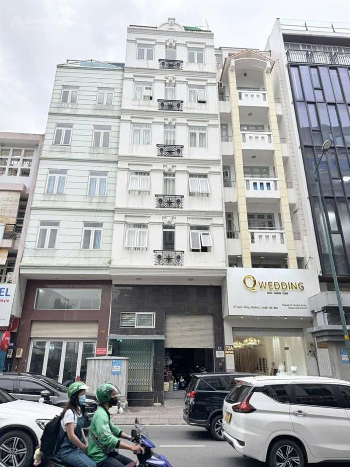 Bán tòa chdv cao cấp, doanh thu gần 100 triệu/tháng, ngay sân bay