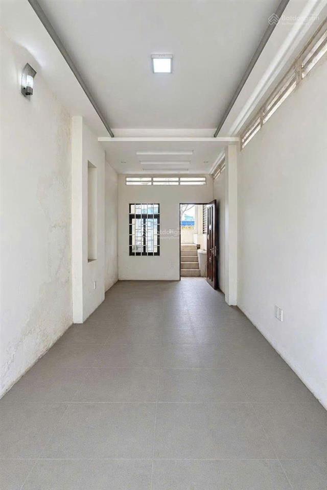 Bán gấp mt đường 3/2 phường vườn lài (quận 10 cũ) 5 tầng 2 mặt thoáng