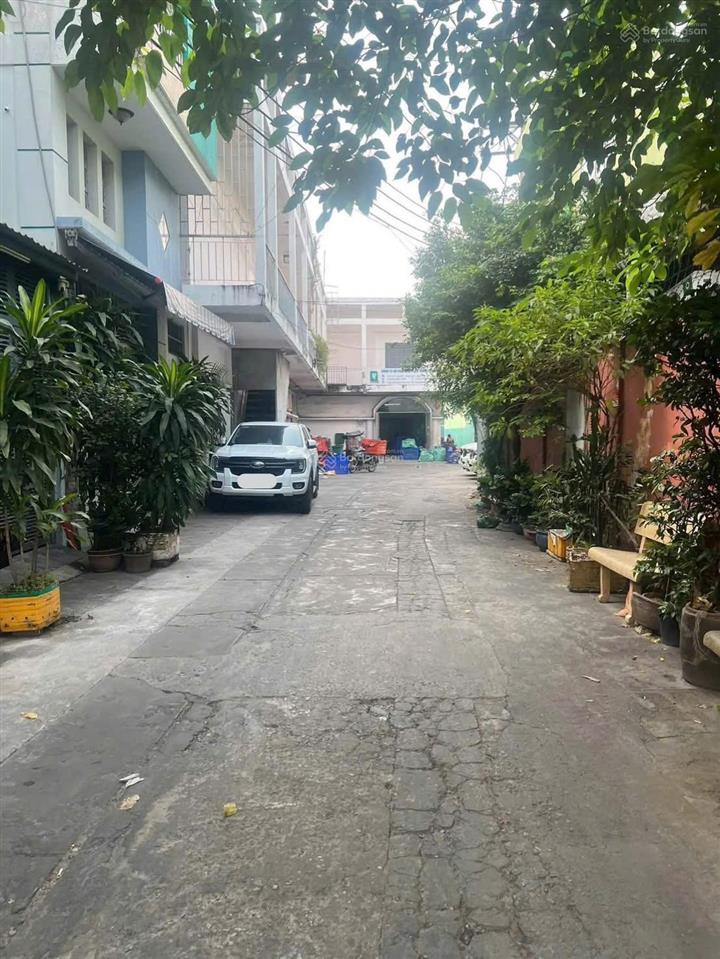 Bán gấp đất góc 2 mặt hướng khu vip p. 8 q. 11 cũ giá 6,8 tỷ