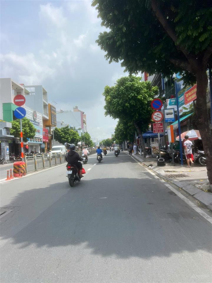 Bán gấp mtkd lũy bán bích, tân phú