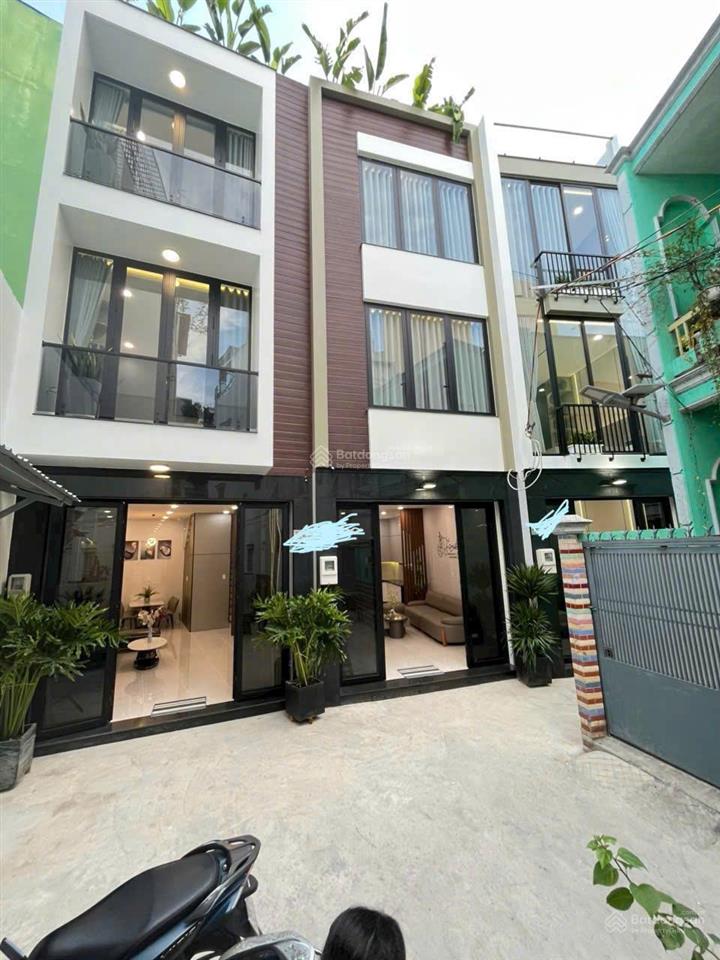 Bán gấp căn nhà mới, chỉ 8.5 tỷ/căn, có thang máy