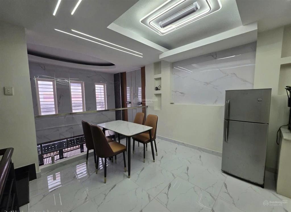 Chính chủ cần bán nhà lạc long quân, p. 5, quận 11 giá 9 tỷ